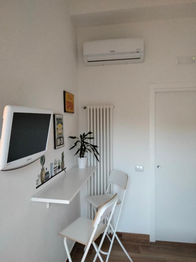 Mi Casa Tu Casa 호텔 포르미아 외부 사진